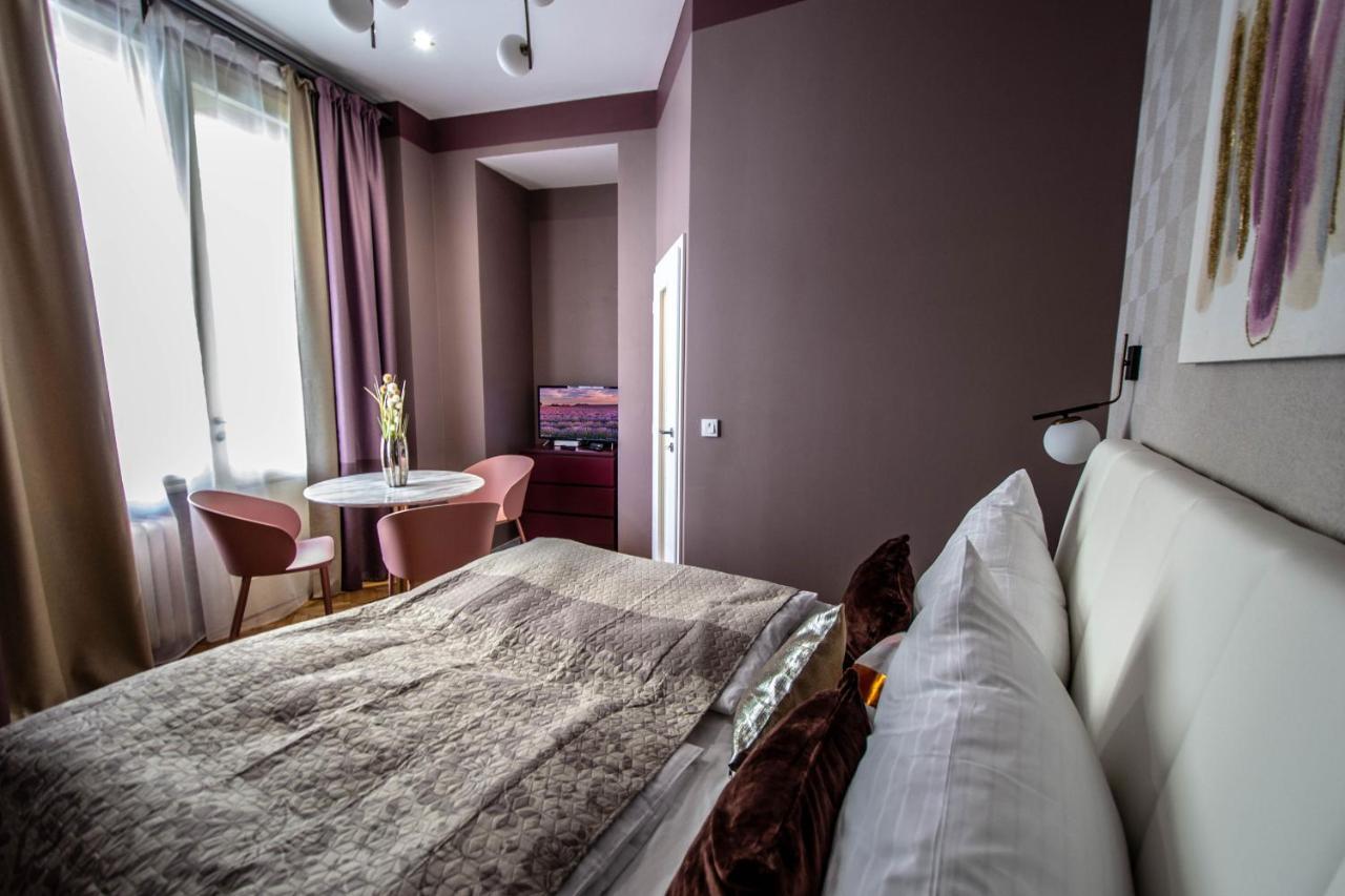 Colorful Day In Prague Design Apartments Praga Exterior foto
