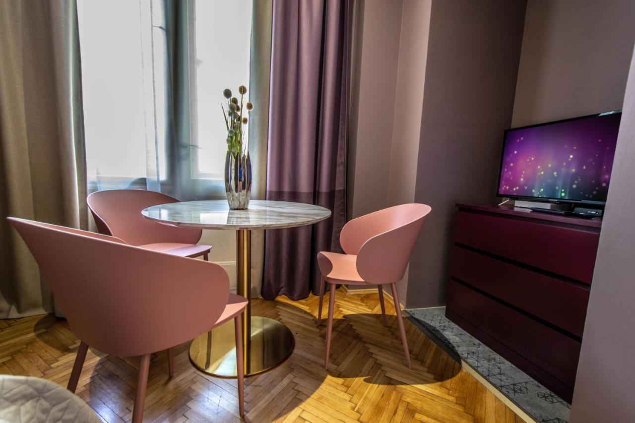 Colorful Day In Prague Design Apartments Praga Exterior foto