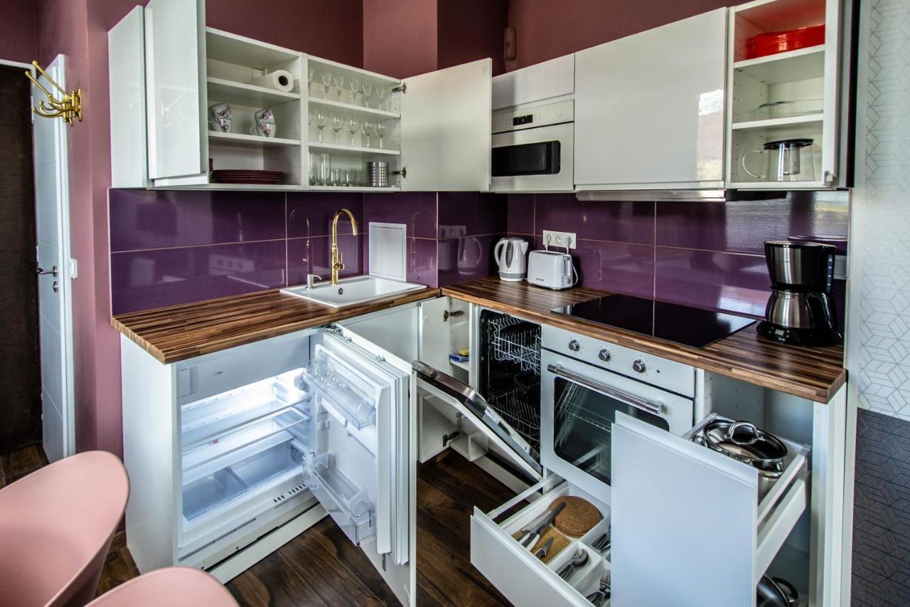 Colorful Day In Prague Design Apartments Praga Exterior foto